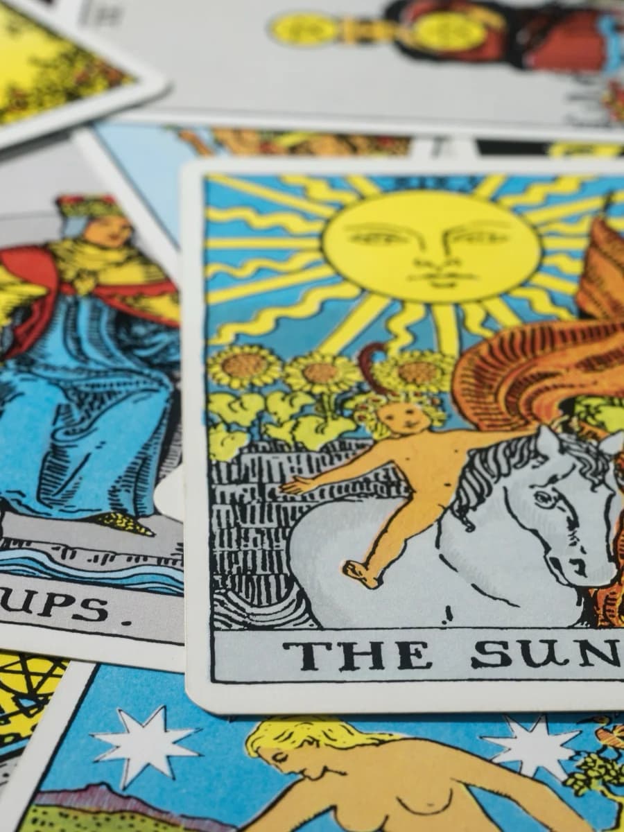 Pull a tarot card