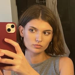Averi C